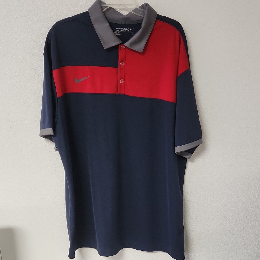 Nike Men's Polo Shirt in Navy and Red